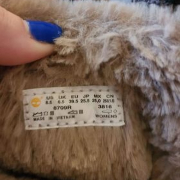 Timberland Winter Boot - 8.5 - Picture 2 of 3